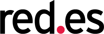 Logotipo .red en tipografía negra con punto rojo.